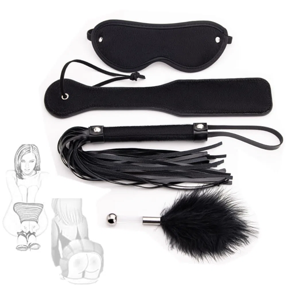 Love Leather Paddle whip Training whip Fun insert Plum stick to cover Eye - 4 piezas - negro