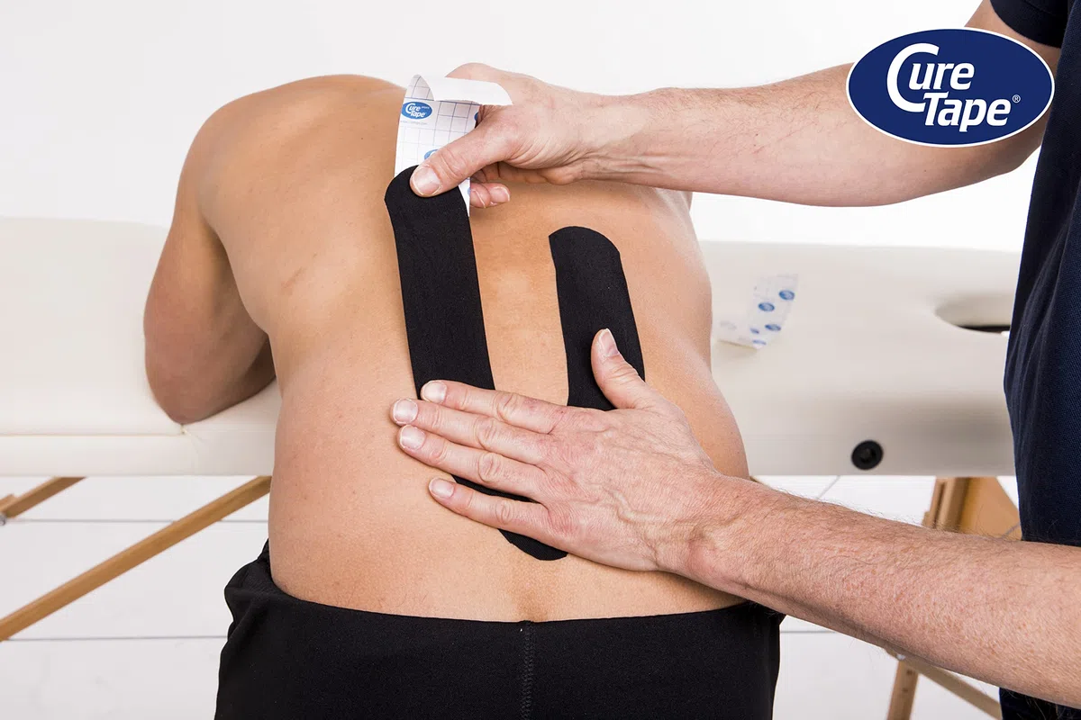CureTape Sports Cinta de Kinesiología | Adhesión 30% más Fuerte para Condiciones Extremas | Resistente al Agua | Viscosa de Secado Rápido | Cinta sin Cortar para Hombro, Rodilla, Tobillo (Negro)