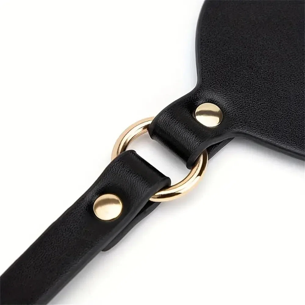 Antifaz con parche de cuero Artificial, antifaz negro ajustable sexy, accesorios para juegos de rol