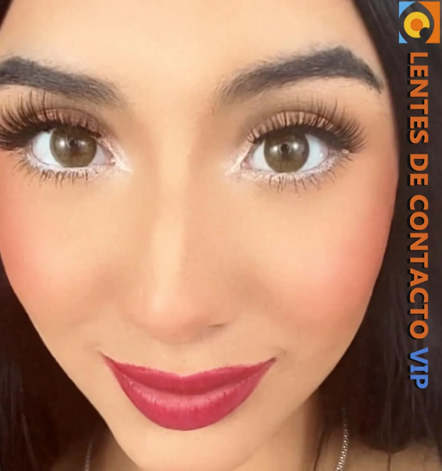 Granada VIP Lentillas de Color Marrón diseño super natural con aro de definición 2 Lentes de contacto anuales + portalentes + pinza + aplicador